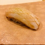 鮨 十兵衛 - ブリ腹