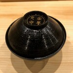 鮨 十兵衛 - 椀の中は…