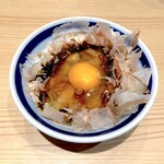 中華そば つけめん 玉 - かつお節ごはん たまご付き（330円）