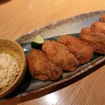 おでんとお魚のお店　でんらく - 揚げ物：牡蠣フライがひとり1個