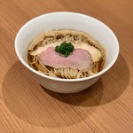 醤油らぁ麺