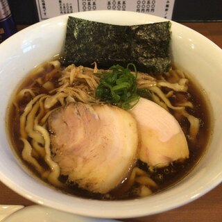 自家製手もみ麺 鈴ノ木 - 料理写真:醤油ラーメン　¥800-