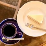 トランク - レアチーズケーキはさっぱりして美味しい！