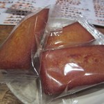 ジャック - 今回は遅い時間だったんでケーキはほぼ売り切れ、焼き菓子を選んでみました。