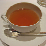 オーベルジュ・ド・リル ナゴヤ - ダージリン　キャッスルトン農園　オータムナル