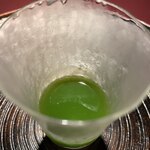 Akasaka Watanabe - 　自家製酵素ジュース：小松菜とパイナップル