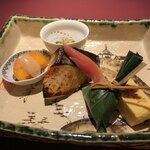 赤坂 渡なべ - 小松菜のおひたし、柿、焼き物：鰆、など