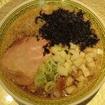 RAMEN RS 改 - 背脂中華そば＋のり玉のアップ