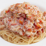 Cold pasta with red snow crab and tomato