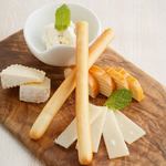 Assortment of 4 types of cheese