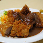 グリル三笠 - チキンカツ定食 \800