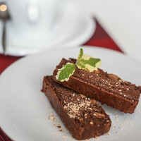 リストランテレナータ - "焼餜子（やきぐわし）"、上（うへ）に"菠蘿薄荷葉（パインアプルミント）"