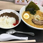 Ramen Isshin - 味噌ラーメン+ミニカレーライス700円