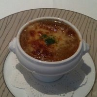 シェ・イノ - オニオングラタンスープ