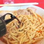 ラーメン二郎 - 赤酢投入～♪
