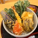 Tempura Sakusaku - ランチ限定日替わり天丼 500円
                        （おしんこ・味噌汁付）