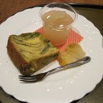 Sachiya - 桃のゼリー＆抹茶のシフォンケーキあっぷ