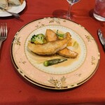 ビストロ・プティポワ - 鯛とサーモンのポワレ