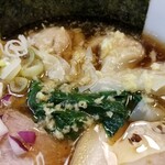 ボニートスープヌードルライク -  鰹生姜雲呑らーめん（醤油）
