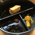 生麦 - ★海鮮ちらし（900円）★先附