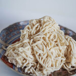 中村製麺所 - 全粒粉（ひきぐるみ）の"平打饂飩（ひらうちうんどん）"、三玉（みたま）