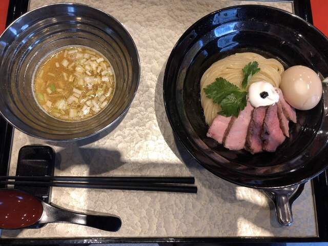 江戸前つけ麺 銀座 魄瑛>