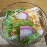 野の葉 - サラダ  地の野菜をふんだんに