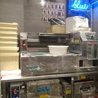 自家製粉石臼挽きうどん 青空blue 本店 - 
