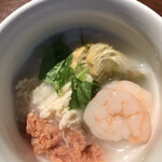 フィオーレ - 朝食ビュッフェ３１４６円（総額）。お粥。いっぱいトッピングをしました（笑）。元々の味が。。。(^_^;)。味はとても良かったです（╹◡╹）