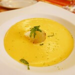 イル・ド・フランス  - 黄桃の冷製スープ