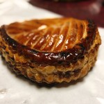 コション パティスリーカフェ - ショーソン・ポム！