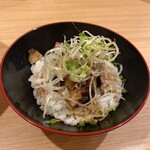 焼きあご塩らー麺 たかはし - チャーシュー丼