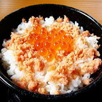 Atago - ランチセットＢ　いくらシャケご飯