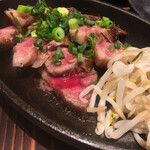 肉焼 ベンジャミン - 