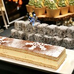 ザ・テラス - ミゼラブル、ラミントン