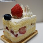 パティスリー リュエル - ルュエルショートケーキ(350円税)です。