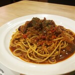 Gasuto - ごろごろお肉の濃厚ミートソーススパゲティ