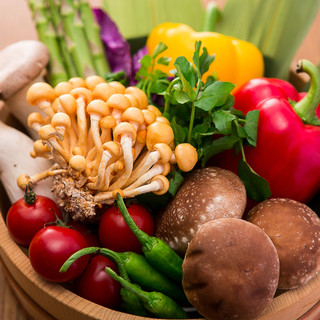 個室鶏ワインビストロ ぶんがぶんが_0