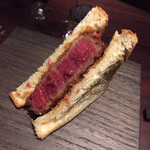 USHIMITSU - シャトーブリアンの贅沢なカツサンド。