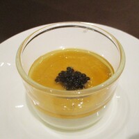 LAZOR GARDEN DINING - 百合根ムースリーヌ キャビア添え：濃厚でクリーミーな百合根のムースリーヌに、くちの中で ぷちぷちと弾けるキャビアの食感が心地よいですネ！　　　　　2019.12.04