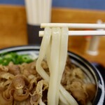 麺処 綿谷 - ［2019/11］牛肉ぶっかけ・あつ・小(430円)