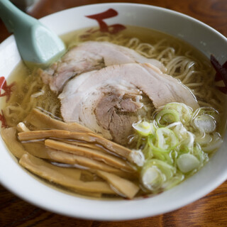 中華そば処 琴平荘 - 料理写真:中華そば 塩