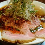 さんくるげ - たんたん麺も辛いらぁ麺もビジュアルが素晴らしい。