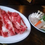 Ishigakigyuusemmonten yakiniku kinjou - 石垣牛しゃぶしゃぶ御膳