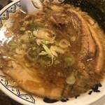 ばんから - 2019/12/07
            ばんからラーメン 700円
            角煮 朝のサービス