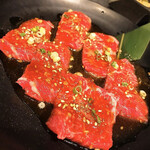 隠れ焼肉酒場 肉助 - 