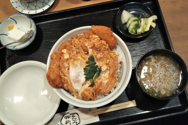 さくさくのカツ丼 By Kogechatora 鈴新 すずしん 四谷三丁目