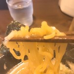 Iwamotoya - とんこつ醤油ラーメン中盛　790円