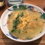 とん唐てん - 白い親子丼 かまくら 軍鶏の出汁でお茶漬け