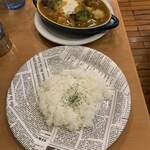 Kikuya Curry - 野菜＆ビーフのカリー（カシミールカリー）ライス少なめ